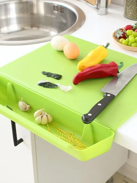 2-In-1 Cutting Board With Collector